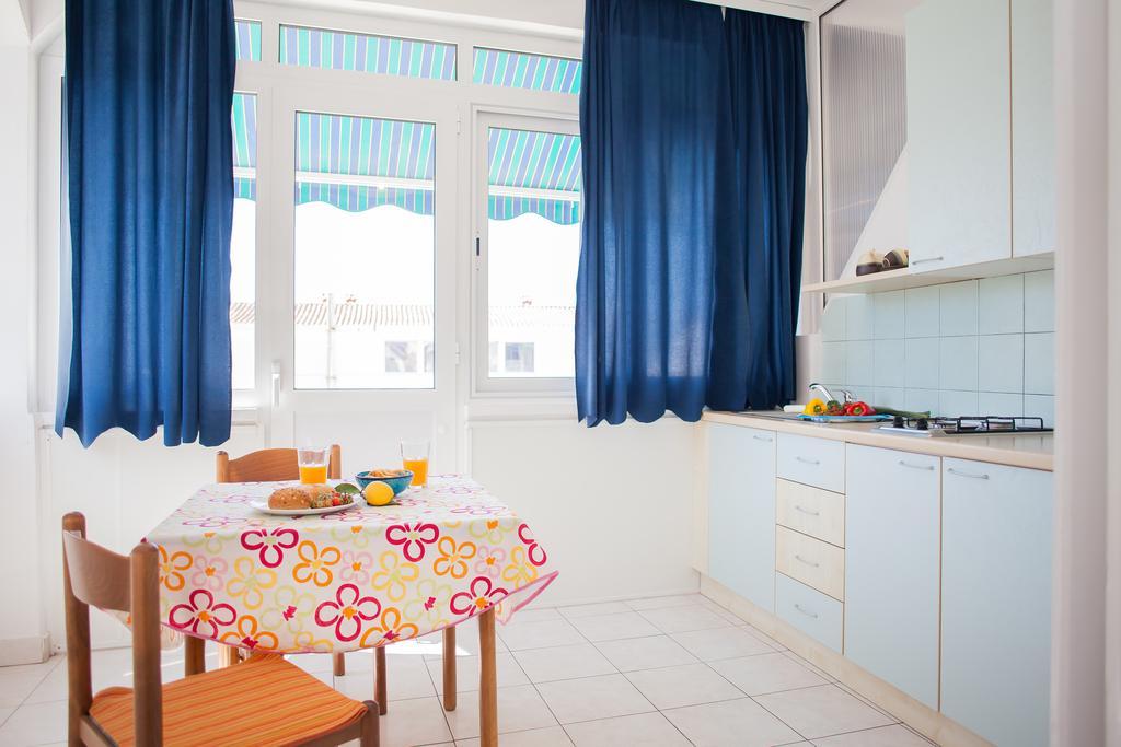 Hana Home - Apartments ティスノ エクステリア 写真